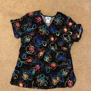 Medium scrub top